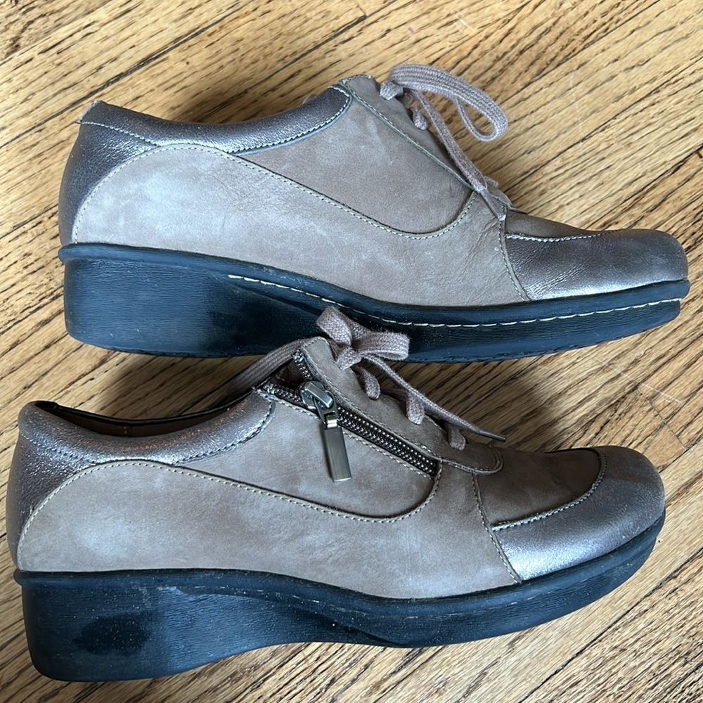 Dansko Women’s shoes, size 39 - Picture 5 of 5